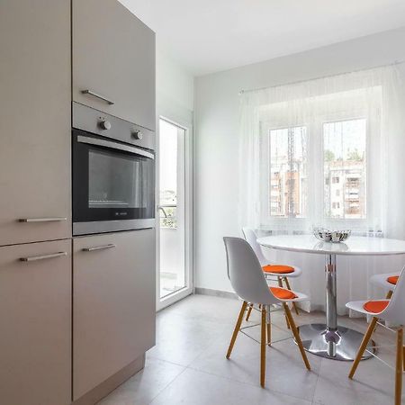 Saten Suite Apartment Near The Beach 波雷奇 外观 照片