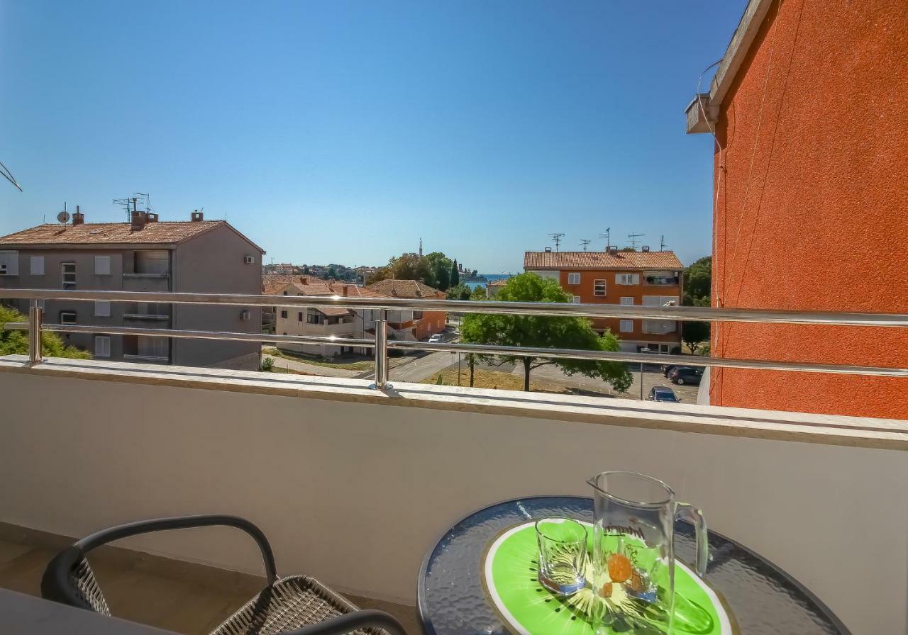 Saten Suite Apartment Near The Beach 波雷奇 外观 照片